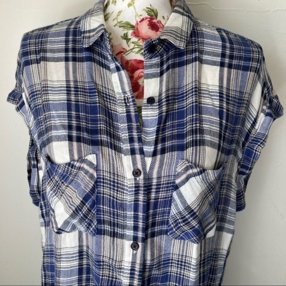 Rails Sleeveless Button Down Top Plaid Medium - Picture 2 of 7